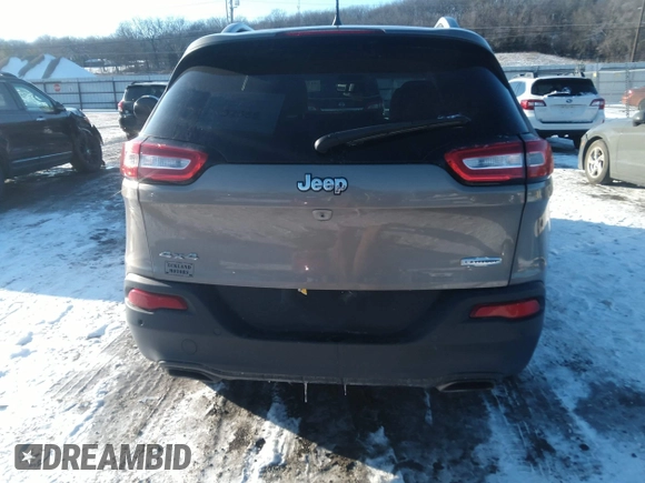 2017 Jeep Cherokee Latitude с VIN 1C4PJMCS8HW620426, выставлен на аукционе IAAI как лот 41252209 с пробегом 136 138 миль миль и . История ставок и продаж доступна на DreamBid. Изображение 16.
