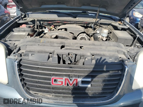 2008 GMC Yukon SLE w/3SB with VIN 1GKFK13038J229319, listed as a Copart auction lot 70972564 with 159,616 mi miles and Salvage Title. Bid and sale history available at carsss.com. Image 12.