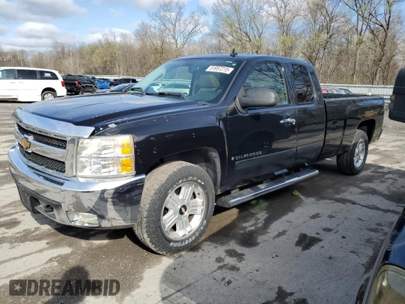 2007 Chevrolet Silverado 1500 1LT with VIN 1GCEK19J37E523723, listed as a Copart auction lot 51957215 with 200,321 mi miles and Salvage Title. Bid and sale history available at DreamBid. Image 1.