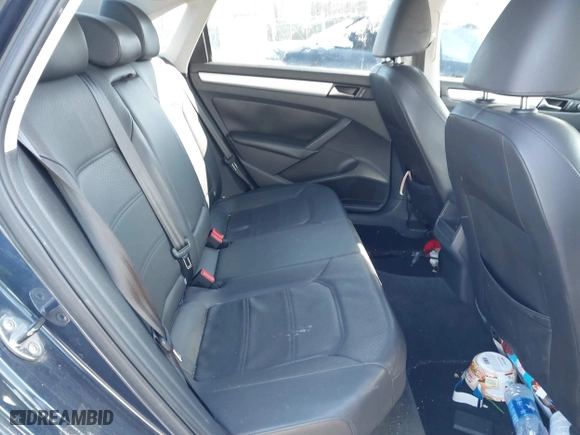 2012 Volkswagen Passat SE w/Sunroof with VIN 1VWBH7A34CC109399, listed as a IAAI auction lot 41411250 with 116,152 mi miles. Bid and sale history available at carsss.com. Image 8.