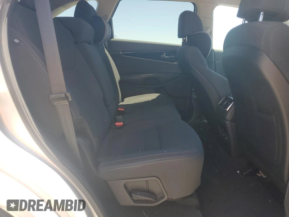 2017 Kia Sorento LX with VIN 5XYPG4A34HG295233, listed as a Copart auction lot 52551425 with 183,229 mi miles and Salvage Title. Bid and sale history available at carsss.com. Image 11.