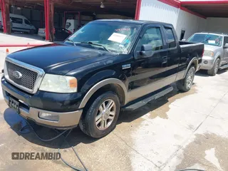 2005 Ford F-150 XLT с VIN 1FTPX12555NA33112, выставлен на аукционе IAAI как лот 42489921 с пробегом 247 309 миль миль и . История ставок и продаж доступна на DreamBid. Изображение 2.