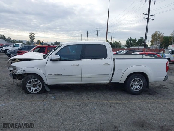 2005 Toyota Tundra SR5 with VIN 5TBET34115S469628, listed as a IAAI auction lot 40945137 with 1 mi miles. Bid and sale history available at carsss.com. Image 13.