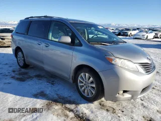 2017 Toyota Sienna XLE with VIN 5TDDZ3DC7HS153013, listed as a Copart auction lot 41402205 with 89,466 mi miles and Salvage title. Bid and sale history available at DreamBid. Image 4.