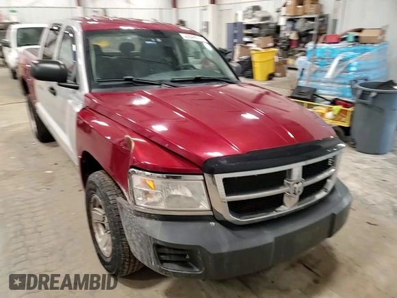 2008 Dodge Dakota SXT z VIN 1D7HW38K38S543504, wystawiony jako Copart lot #43649515 z przebiegiem 181 394 mil mil oraz Nie do naprawy • Non repairable. Historia ofert i sprzedaży dostępna na DreamBid. Obrazek 11.