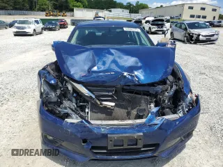 2017 Nissan Altima SR with VIN 1N4AL3AP8HC112117, listed as a Copart auction lot 55882375 with 67,972 mi miles and Salvage title. Bid and sale history available at DreamBid. Image 5.