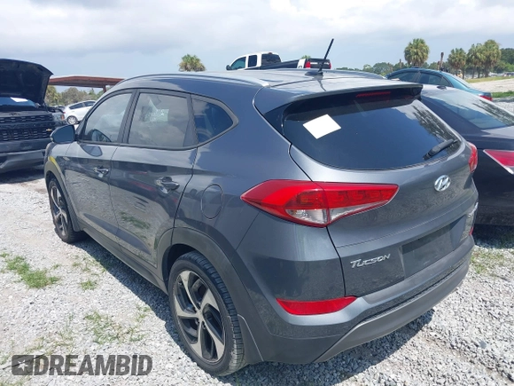 2016 Hyundai Tucson Limited with VIN KM8J33A29GU249098, listed as a IAAI auction lot 40066198 with 92,627 mi miles. Bid and sale history available at carsss.com. Image 3.
