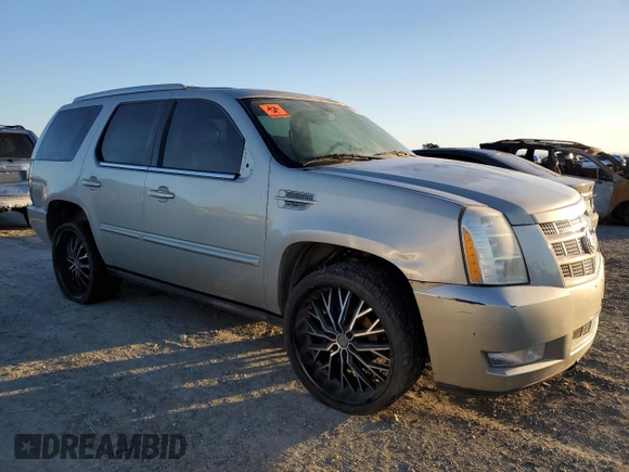 2014 Cadillac Escalade Premium z VIN 1GYS4CEFXER182721, wystawiony jako Copart lot #79874264 z przebiegiem Nie podano mil oraz Czysty tytuł • Clean title. Historia ofert i sprzedaży dostępna na DreamBid. Obrazek 4.