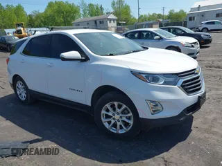2018 Chevrolet Equinox LT z VIN 2GNAXSEV5J6223649, wystawiony jako IAAI lot #42236946 z przebiegiem 138 254 mil mil oraz . Historia ofert i sprzedaży dostępna na DreamBid. Obrazek 1.