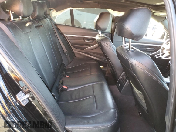 2018 BMW 3 Series 340i z VIN WBA8B3G53JNV01059, wystawiony jako Copart lot #85485684 z przebiegiem 106 084 mil mil oraz Szkoda całkowita • Salvage title. Historia ofert i sprzedaży dostępna na DreamBid. Obrazek 10.