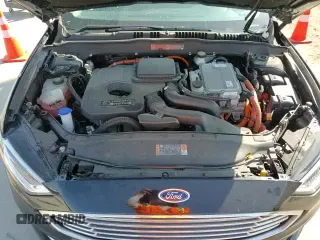 2018 Ford Fusion SE with VIN 3FA6P0PU8JR268297, listed as a Copart auction lot 80097445 with 44,413 mi miles and Salvage title. Bid and sale history available at DreamBid. Image 15.