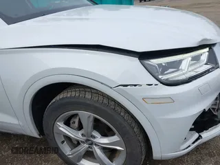 2020 Audi Q5 Premium Plus with VIN WA1BNAFY2L2014594, listed as a IAAI auction lot 41765211 with 63,600 mi miles. Bid and sale history available at carsss.com. Image 17.