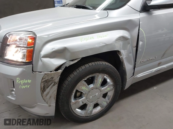 2015 GMC Terrain Denali with VIN 2GKFLUE33F6353946, listed as a IAAI auction lot 41550062 with 79,244 mi miles. Bid and sale history available at carsss.com. Image 6.