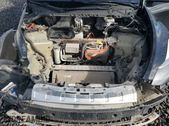 2022 Tesla Model Y Performance z VIN 7SAYGDEFXNF326967, wystawiony jako Copart lot #48934175 z przebiegiem 53 167 mil mil oraz Szkoda całkowita • Salvage title. Historia ofert i sprzedaży dostępna na DreamBid. Obrazek 14.