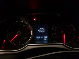 2014 Audi A4 Premium Plus z VIN WAUFFAFL0EN020305, wystawiony jako Copart lot #52675425 z przebiegiem 154 169 mil mil oraz Szkoda całkowita • Salvage title. Historia ofert i sprzedaży dostępna na DreamBid. Obrazek 9.