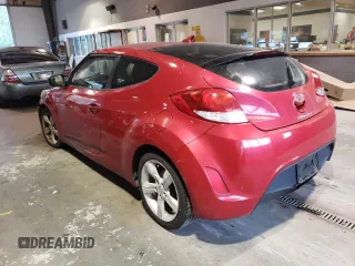 2015 Hyundai Veloster with VIN KMHTC6AD1FU228644, listed as a Copart auction lot 70176233 with 117,359 mi miles. Bid and sale history available at carsss.com. Image 2.