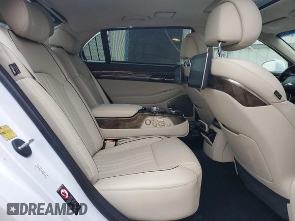 2019 Genesis G90 Ultimate with VIN KMHG54JH0KU052649, listed as a Copart auction lot 54071035 with 126,082 mi miles and Clean Title. Bid and sale history available at DreamBid. Image 10.