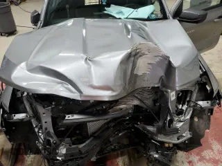2024 Chevrolet Colorado 4WD LT z VIN 1GCPTCEK6R1163535, wystawiony jako Copart lot #57912345 z przebiegiem 3 718 mil mil oraz Szkoda całkowita • Salvage title. Historia ofert i sprzedaży dostępna na DreamBid. Obrazek 11.