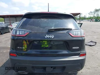 2021 Jeep Cherokee Latitude Lux z VIN 1C4PJMMX3MD167896, wystawiony jako IAAI lot #42137850 z przebiegiem 71 387 mil mil oraz . Historia ofert i sprzedaży dostępna na DreamBid. Obrazek 16.