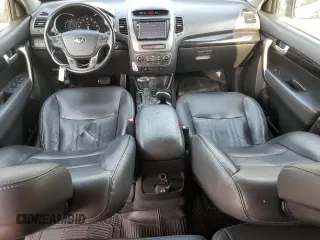 2014 Kia Sorento EX with VIN 5XYKU4A70EG528302, listed as a Copart auction lot 61824965 with 144,897 mi miles and Salvage title. Bid and sale history available at DreamBid. Image 8.