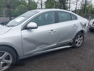 2012 Volvo S60 T5 z VIN YV1622FS4C2118502, wystawiony jako IAAI lot #42266896 z przebiegiem 181 613 mil mil oraz . Historia ofert i sprzedaży dostępna na DreamBid. Obrazek 6.