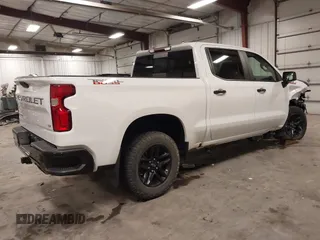 2021 Chevrolet Silverado 1500 LT Trail Boss with VIN 1GCPYFEL2MZ177616, listed as a IAAI auction lot 41941422 with 52,180 mi miles and . Bid and sale history available at DreamBid. Image 4.