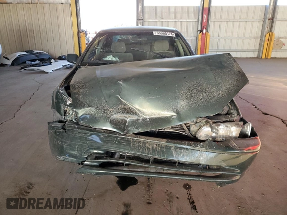 2001 Toyota Camry LE z VIN JT2BF22K510303027, wystawiony jako Copart lot #85090174 z przebiegiem 253 038 mil mil oraz Szkoda całkowita • Salvage title. Historia ofert i sprzedaży dostępna na DreamBid. Obrazek 5.