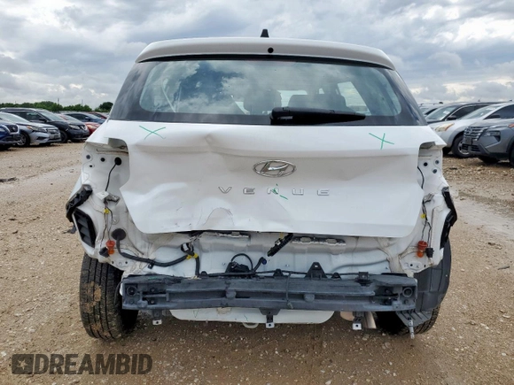 2020 Hyundai Venue SE with VIN KMHRB8A39LU037520, listed as a Copart auction lot 53607435 with 157,717 mi miles and Salvage Title. Bid and sale history available at DreamBid. Image 6.