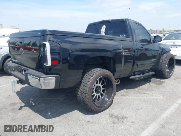 2009 Chevrolet Silverado 1500 with VIN 1GCEC24C29Z205003, listed as a IAAI auction lot 42031245 with 123,278 mi miles and . Bid and sale history available at DreamBid. Image 4.