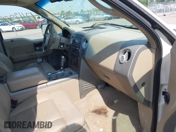 2007 Ford F-150 XLT с VIN 1FTPW14V07FA80710, выставлен на аукционе IAAI как лот 42428549 с пробегом 202 208 миль миль и . История ставок и продаж доступна на DreamBid. Изображение 5.