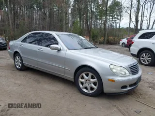 2004 Mercedes-Benz S-Class 4.3L with VIN WDBNG83J24A429403, listed as a IAAI auction lot 41744817 with 188,291 mi miles. Bid and sale history available at carsss.com. Image 1.