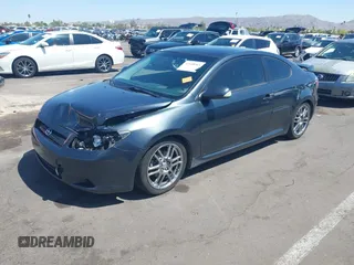2010 Scion tC z VIN JTKDE3B77A0302913, wystawiony jako IAAI lot #42148963 z przebiegiem 117 394 mil mil oraz . Historia ofert i sprzedaży dostępna na DreamBid. Obrazek 2.