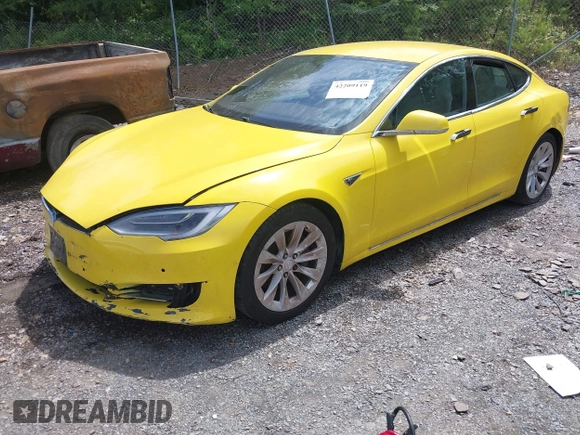 2016 Tesla Model S 70 kWh Battery with VIN 5YJSA1E14GF141579, listed as a IAAI auction lot 42209119 with 105,947 mi miles and . Bid and sale history available at carsss.com. Image 18.