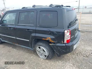 2010 Jeep Patriot Limited with VIN 1J4NF4GB7AD503841, listed as a IAAI auction lot 41992088 with 163,575 mi miles and . Bid and sale history available at carsss.com. Image 6.