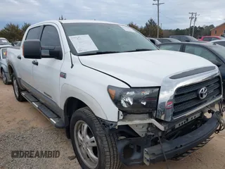 2007 Toyota Tundra SR5 with VIN 5TBDV54117S489964, listed as a IAAI auction lot 41426476 with 217,606 mi miles. Bid and sale history available at carsss.com. Image 1.