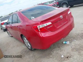 2014 Toyota Camry L with VIN 4T1BF1FK7EU800358, listed as a IAAI auction lot 42022943 with 1 mi miles. Bid and sale history available at carsss.com. Image 3.