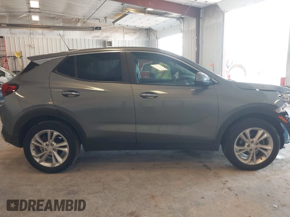 2022 Buick Encore GX Preferred с VIN KL4MMCSLXNB057214, выставлен на аукционе IAAI как лот 42458076 с пробегом 74 637 миль миль и . История ставок и продаж доступна на DreamBid. Изображение 14.