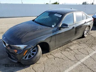 2017 BMW 3 Series 320i z VIN WBA8A9C52HK619899, wystawiony jako Copart lot #50208945 z przebiegiem 76 165 mil mil oraz Szkoda całkowita • Salvage title. Historia ofert i sprzedaży dostępna na DreamBid. Obrazek 1.