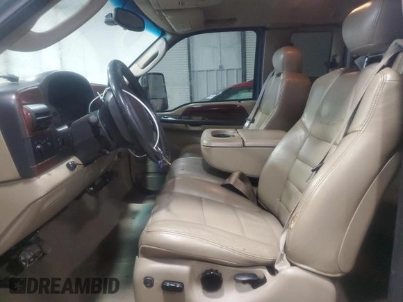 2005 Ford F-350 XL with VIN 1FTWX31P65EA36482, listed as a Copart auction lot 45914955 with 163,918 mi miles and Salvage title. Bid and sale history available at DreamBid. Image 7.