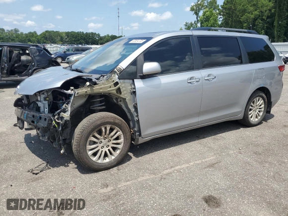 2017 Toyota Sienna XLE Auto Access Seat with VIN 5TDYZ3DC2HS815159, listed as a Copart auction lot 63634705 with 121,594 mi miles and Salvage title. Bid and sale history available at DreamBid. Image 1.