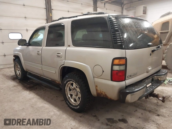 2006 Chevrolet Tahoe Z71 with VIN 1GNEK13T76R102290, listed as a IAAI auction lot 41683468 with 189,987 mi miles. Bid and sale history available at carsss.com. Image 3.
