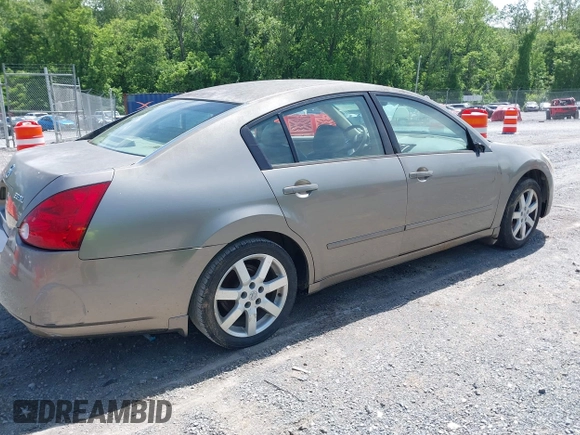 2005 Nissan Maxima SL with VIN 1N4BA41E75C827514, listed as a IAAI auction lot 42278792 with 211,365 mi miles and . Bid and sale history available at DreamBid. Image 4.