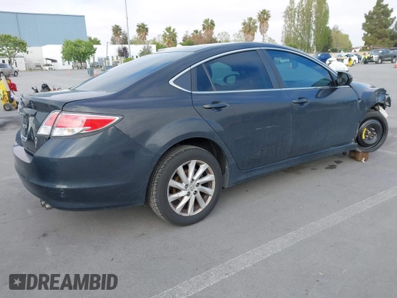 2012 Mazda Mazda6 i Touring with VIN 1YVHZ8DH5C5M23617, listed as a IAAI auction lot 42066528 with 181,796 mi miles. Bid and sale history available at carsss.com. Image 4.