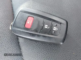 2024 Toyota 4Runner TRD Off Road z VIN JTERU5JR4R6286298, wystawiony jako IAAI lot #41748324 z przebiegiem 9 707 mil mil oraz . Historia ofert i sprzedaży dostępna na DreamBid. Obrazek 11.