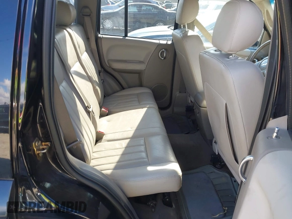 2005 Jeep Liberty Limited with VIN 1J4GK58K45W542731, listed as a IAAI auction lot 41033320 with 151,724 mi miles. Bid and sale history available at carsss.com. Image 8.