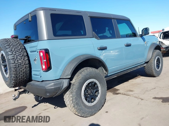 2022 Ford Bronco with VIN 1FMEE5DP7NLB52788, listed as a IAAI auction lot 41650549 with 33,158 mi miles. Bid and sale history available at carsss.com. Image 4.