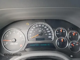 2005 GMC Envoy SLT with VIN 1GKDT13S552310799, listed as a Copart auction lot 43586125 with 182,928 mi miles and Salvage Title. Bid and sale history available at carsss.com. Image 9.