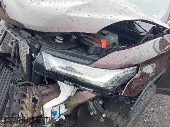 2023 Chevrolet Traverse LT Cloth with VIN 1GNEVGKW8PJ269022, listed as a IAAI auction lot 42361805 with 16,095 mi miles and . Bid and sale history available at DreamBid. Image 6.