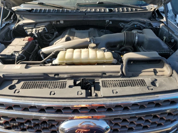 2020 Ford Expedition Max King Ranch with VIN 1FMJK1PT6LEA92254, listed as a Copart auction lot 68925444 with 76,506 mi miles and Clean Title. Bid and sale history available at DreamBid. Image 12.