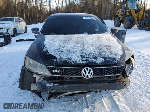 2014 Volkswagen Jetta Sedan SE w/Connectivity with VIN 3VWD07AJ3EM408494, listed as a Copart auction lot 86124904 with 142,115 mi miles and Salvage Title. Bid and sale history available at carsss.com. Image 5.